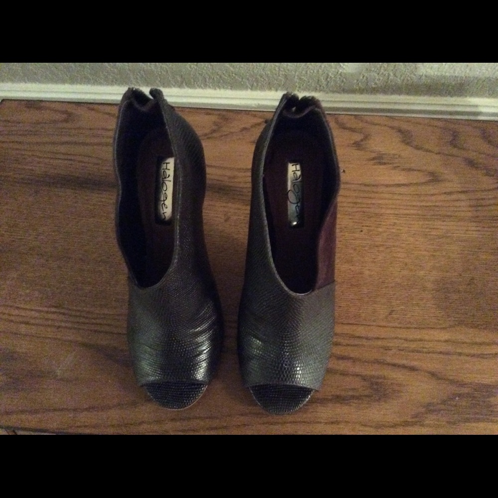 Halogen heels. Like new condition.